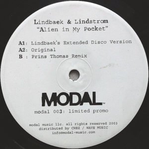 LINDBAEK & LINDSTROM - Alien In My Pocket