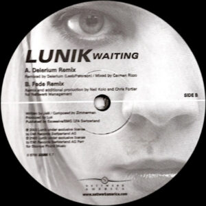 LUNIK – Waiting